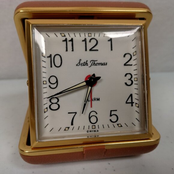 Vintage Seth Thomas Alarm Clock Travel Size Foldable Brown Plastic Case Glowing - Picture 2 of 16